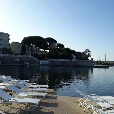 Luxe Center Bay 4 Antibes